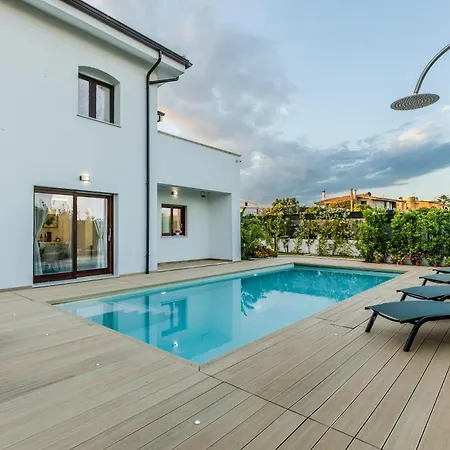 Il Principe - Esclusiva Tra Mare E Citta, Piscina Privata, Privacy וילה Quartu SantʼElena